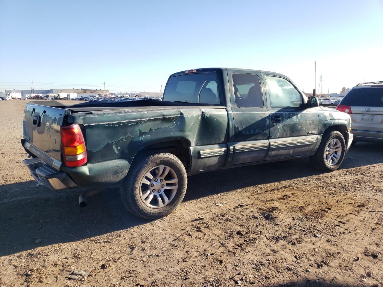 Photo 2 VIN: 2GCEC19VX21430000 - CHEVROLET SILVERADO 