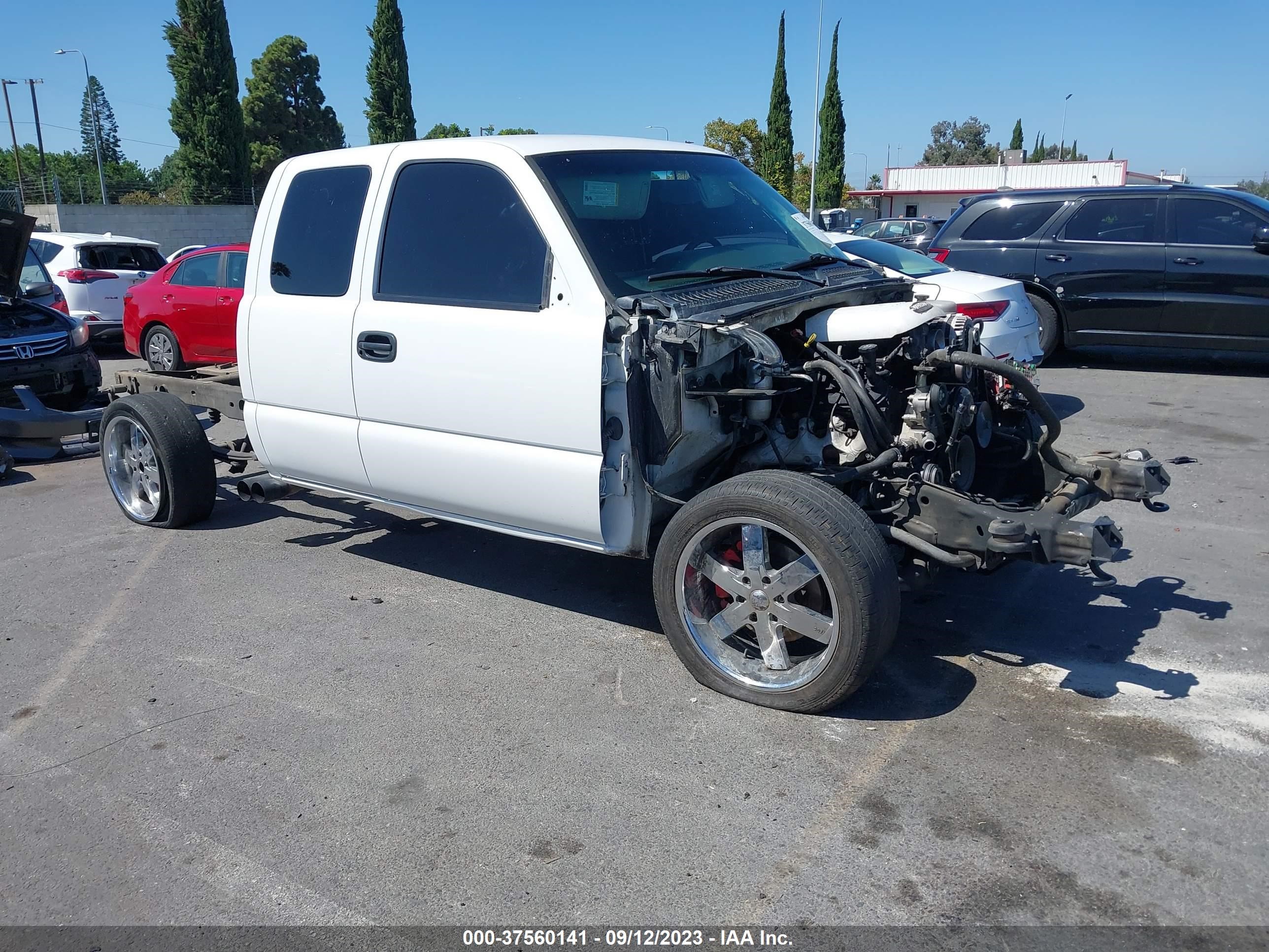 Photo 11 VIN: 2GCEC19VX51332041 - CHEVROLET SILVERADO 