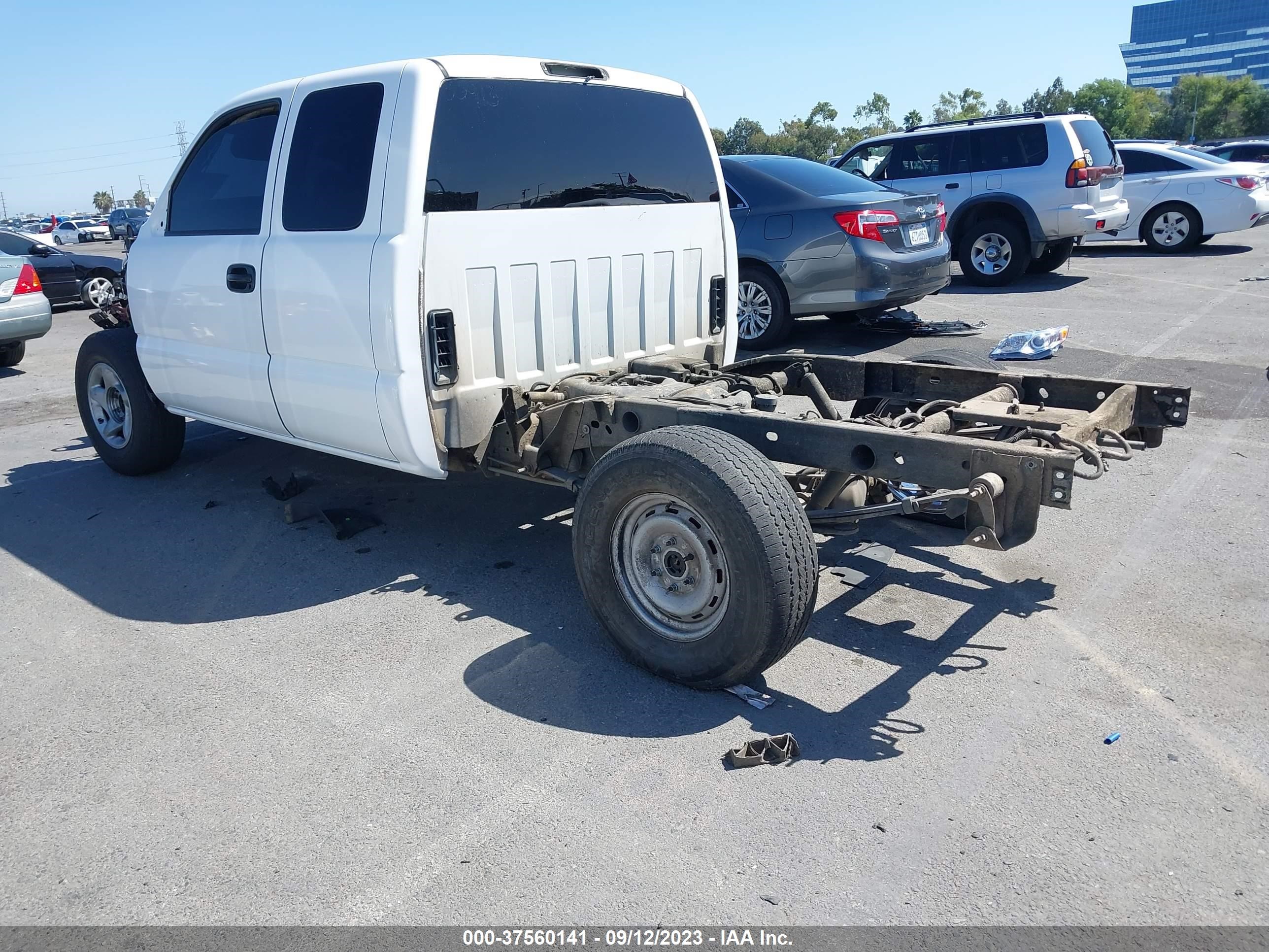 Photo 12 VIN: 2GCEC19VX51332041 - CHEVROLET SILVERADO 