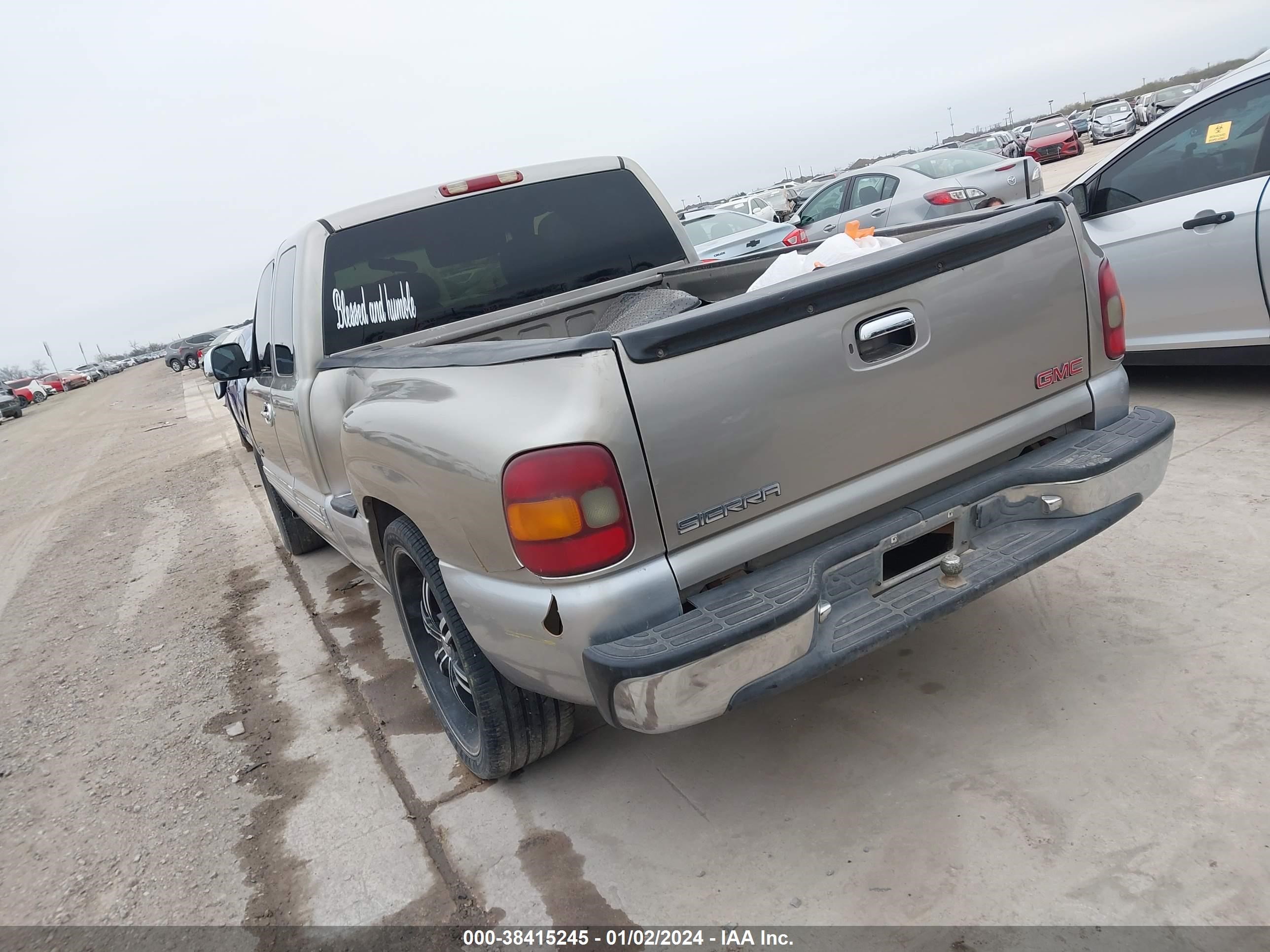 Photo 2 VIN: 2GCEC19W111252775 - CHEVROLET SILVERADO 