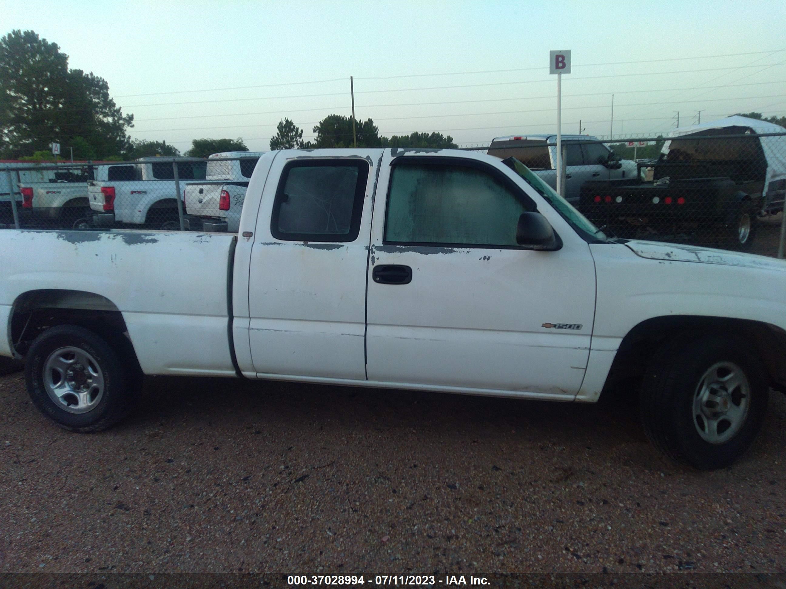 Photo 13 VIN: 2GCEC19W3X1204767 - CHEVROLET SILVERADO 