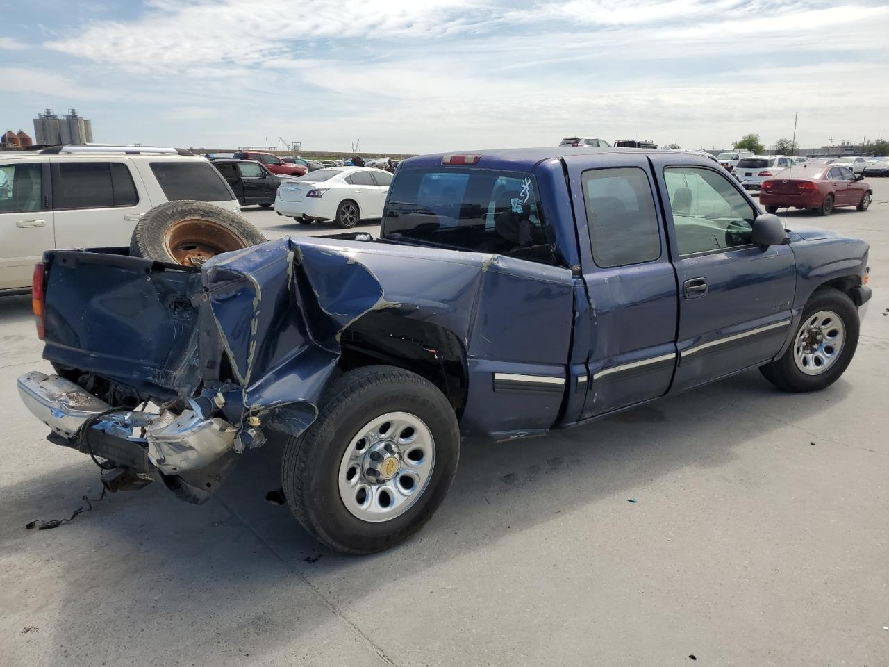 Photo 2 VIN: 2GCEC19W621170610 - CHEVROLET SILVERADO 