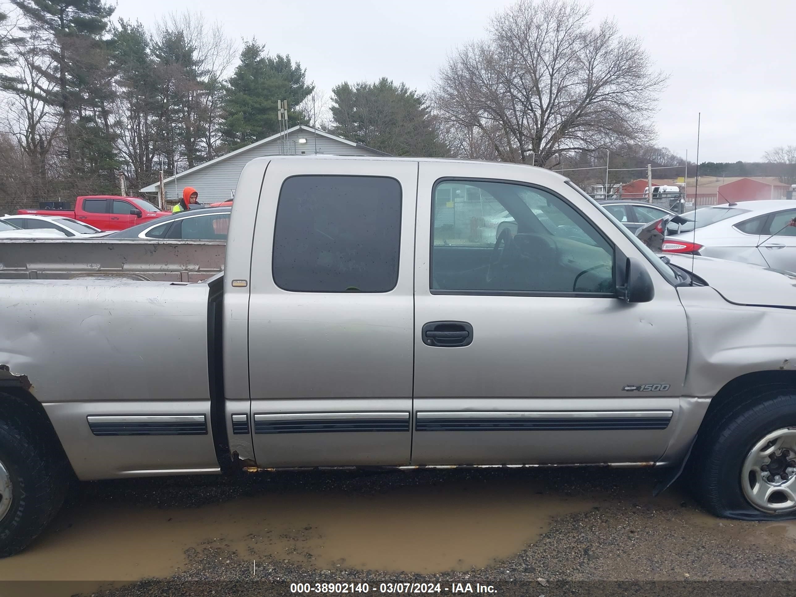 Photo 12 VIN: 2GCEC19W811285398 - CHEVROLET SILVERADO 