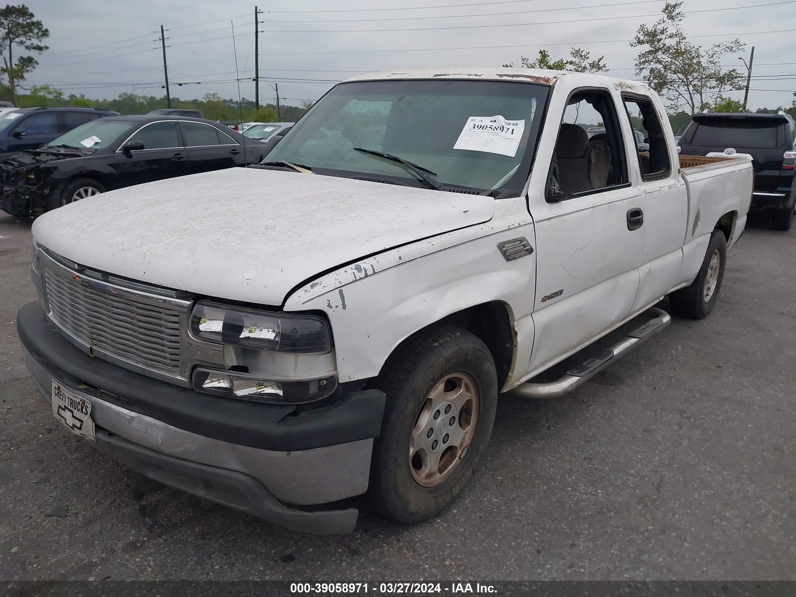 Photo 1 VIN: 2GCEC19W8Y1352916 - CHEVROLET SILVERADO 