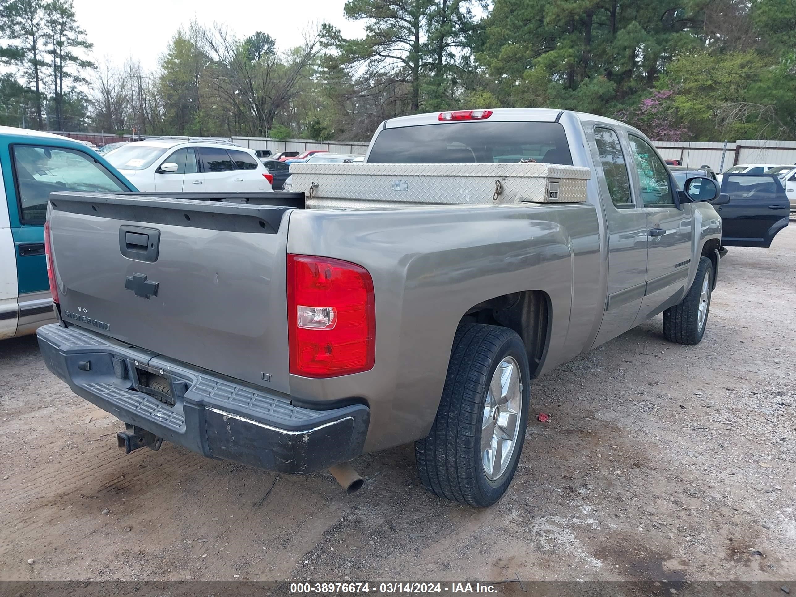 Photo 3 VIN: 2GCEC29J091109547 - CHEVROLET SILVERADO 