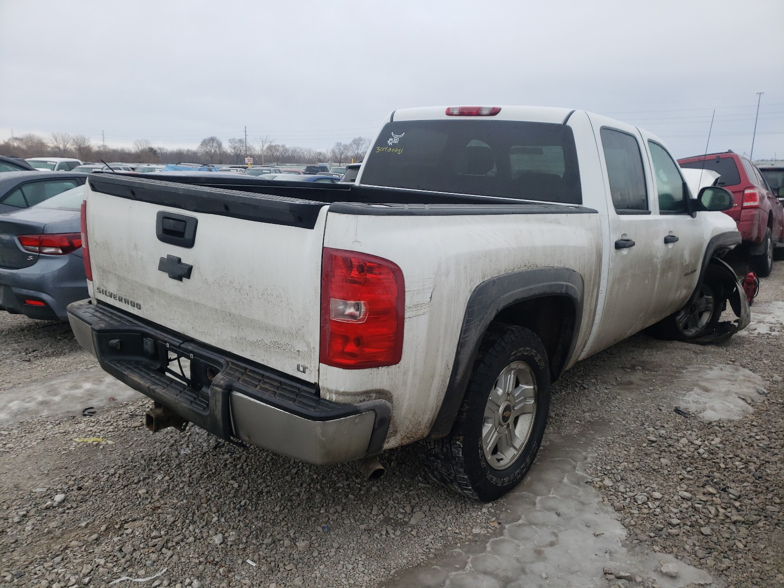 Photo 3 VIN: 2GCEK133681337297 - CHEVROLET SILVERADO 