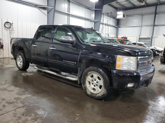 Photo 3 VIN: 2GCEK133X81145672 - CHEVROLET SILVERADO 