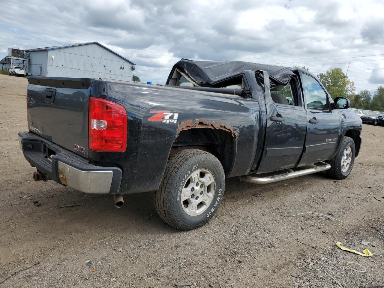 Photo 2 VIN: 2GCEK13J681288049 - CHEVROLET SILVERADO 