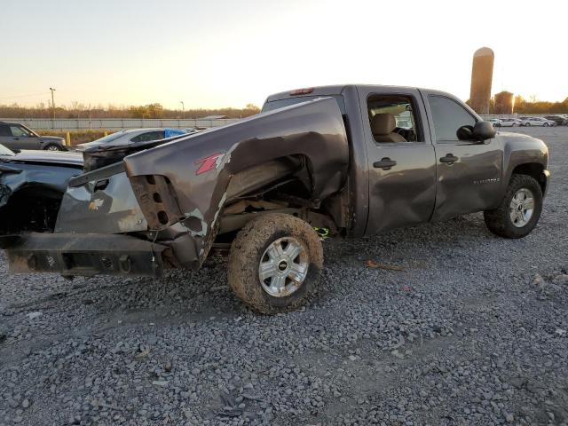 Photo 2 VIN: 2GCEK13JX81311560 - CHEVROLET SILVERADO 