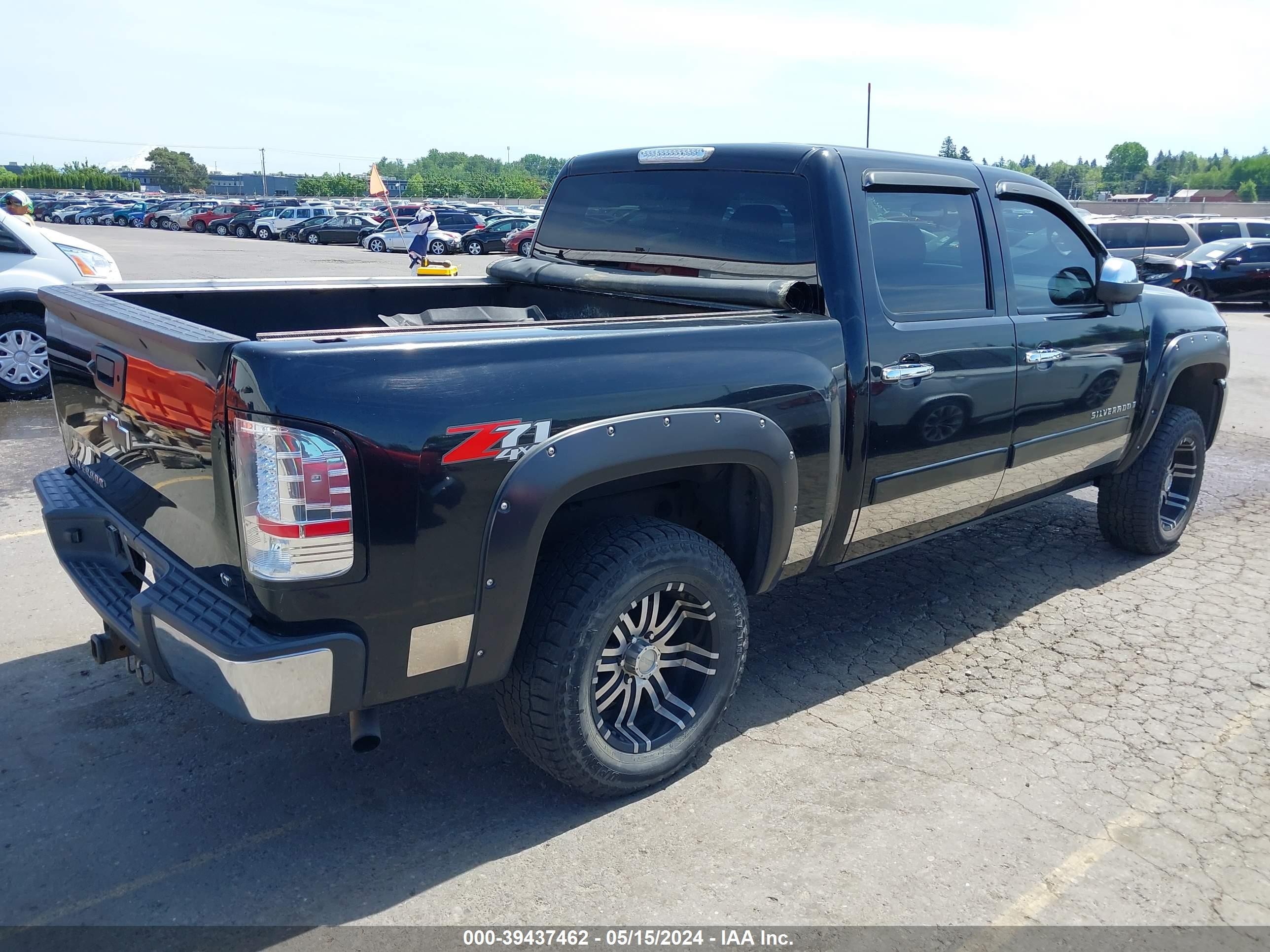 Photo 3 VIN: 2GCEK13M081154079 - CHEVROLET SILVERADO 