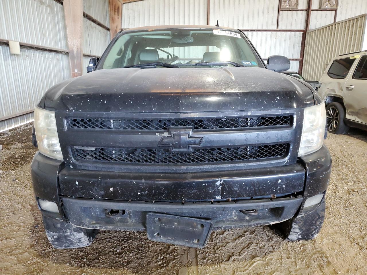 Photo 4 VIN: 2GCEK13M371553258 - CHEVROLET SILVERADO 