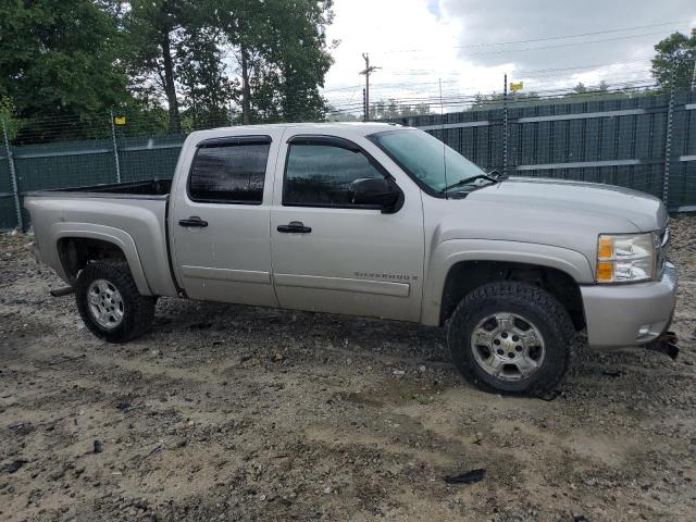 Photo 3 VIN: 2GCEK13M681157231 - CHEVROLET SILVERADO 