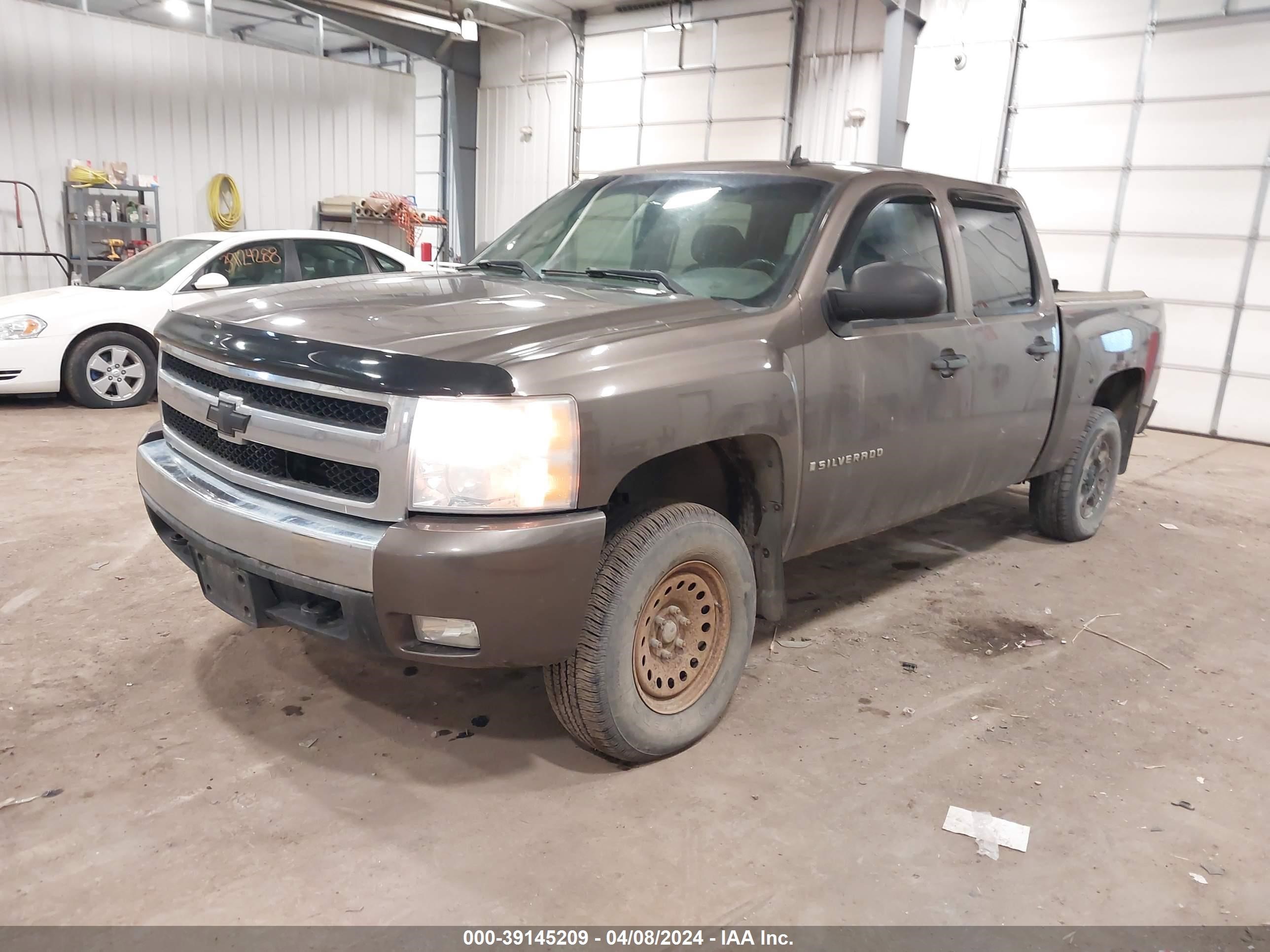 Photo 1 VIN: 2GCEK13M771593410 - CHEVROLET SILVERADO 