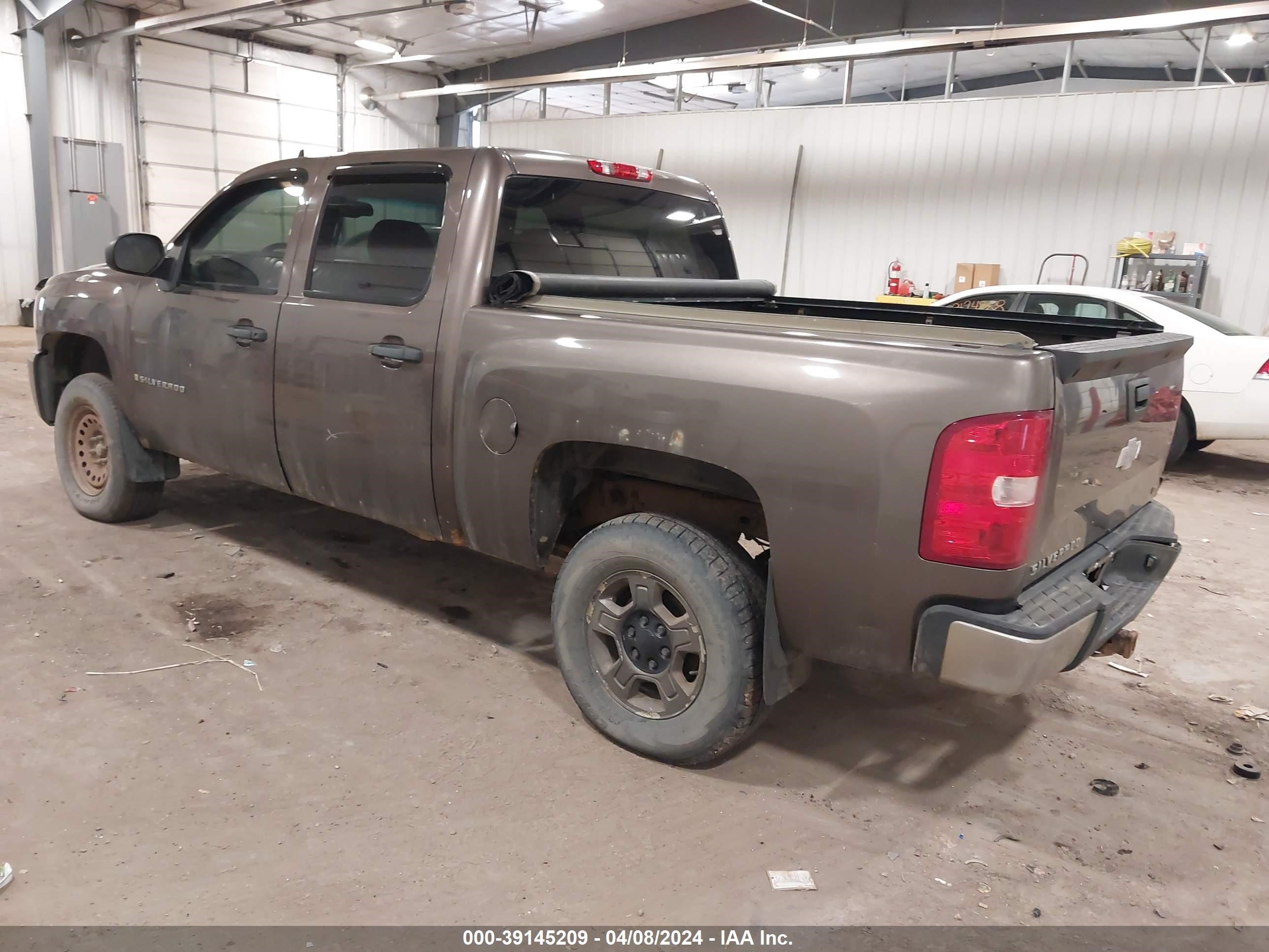 Photo 2 VIN: 2GCEK13M771593410 - CHEVROLET SILVERADO 