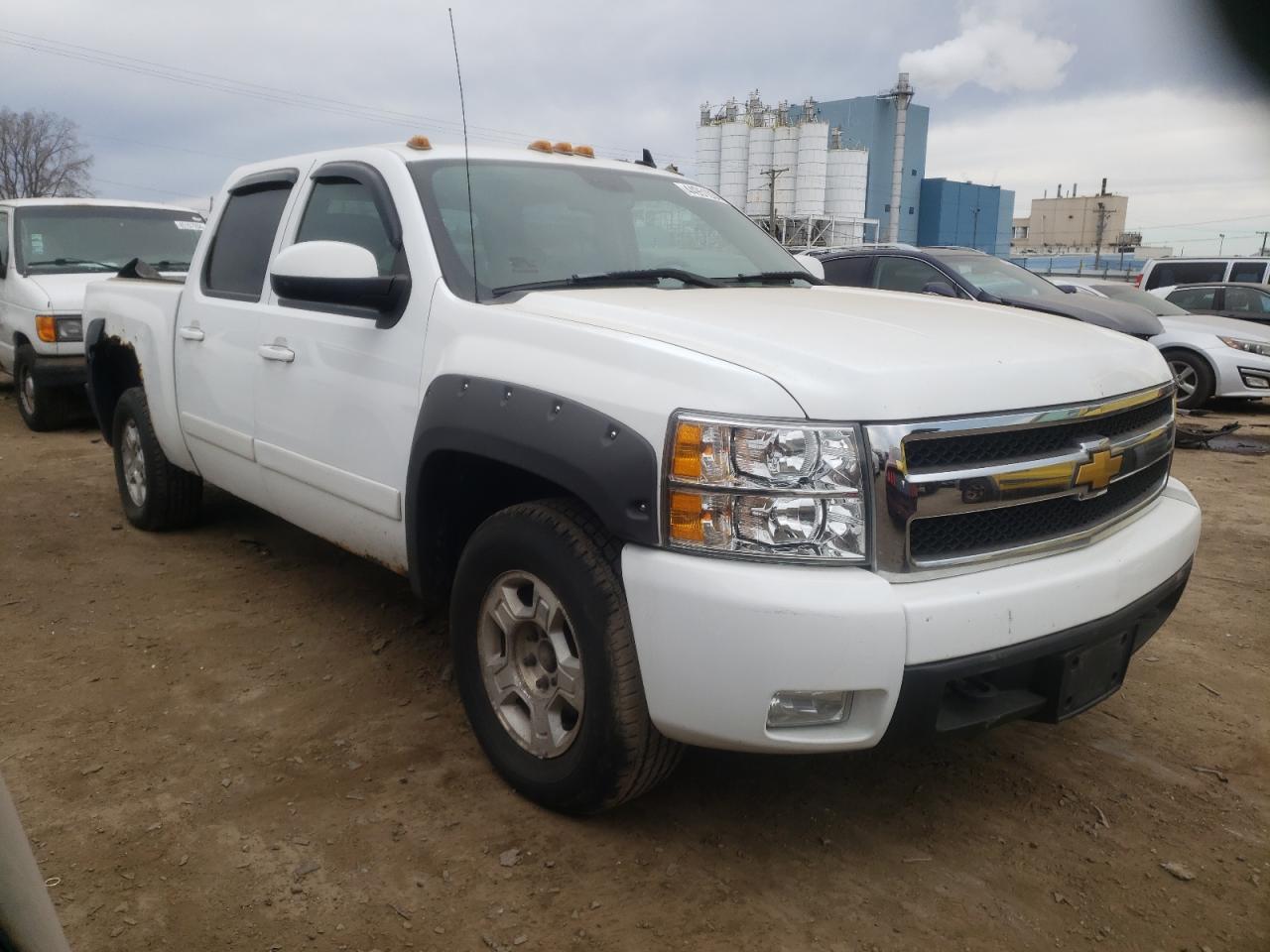 Photo 3 VIN: 2GCEK13M871540795 - CHEVROLET SILVERADO 