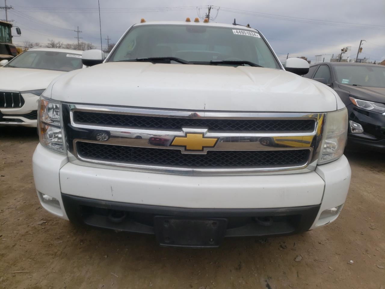 Photo 4 VIN: 2GCEK13M871540795 - CHEVROLET SILVERADO 