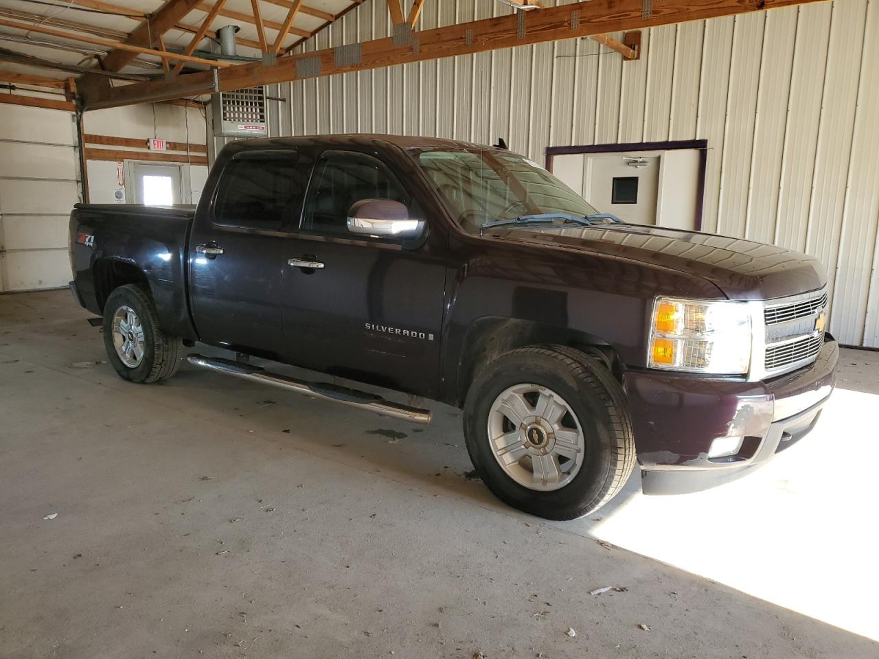 Photo 3 VIN: 2GCEK13M981135949 - CHEVROLET SILVERADO 