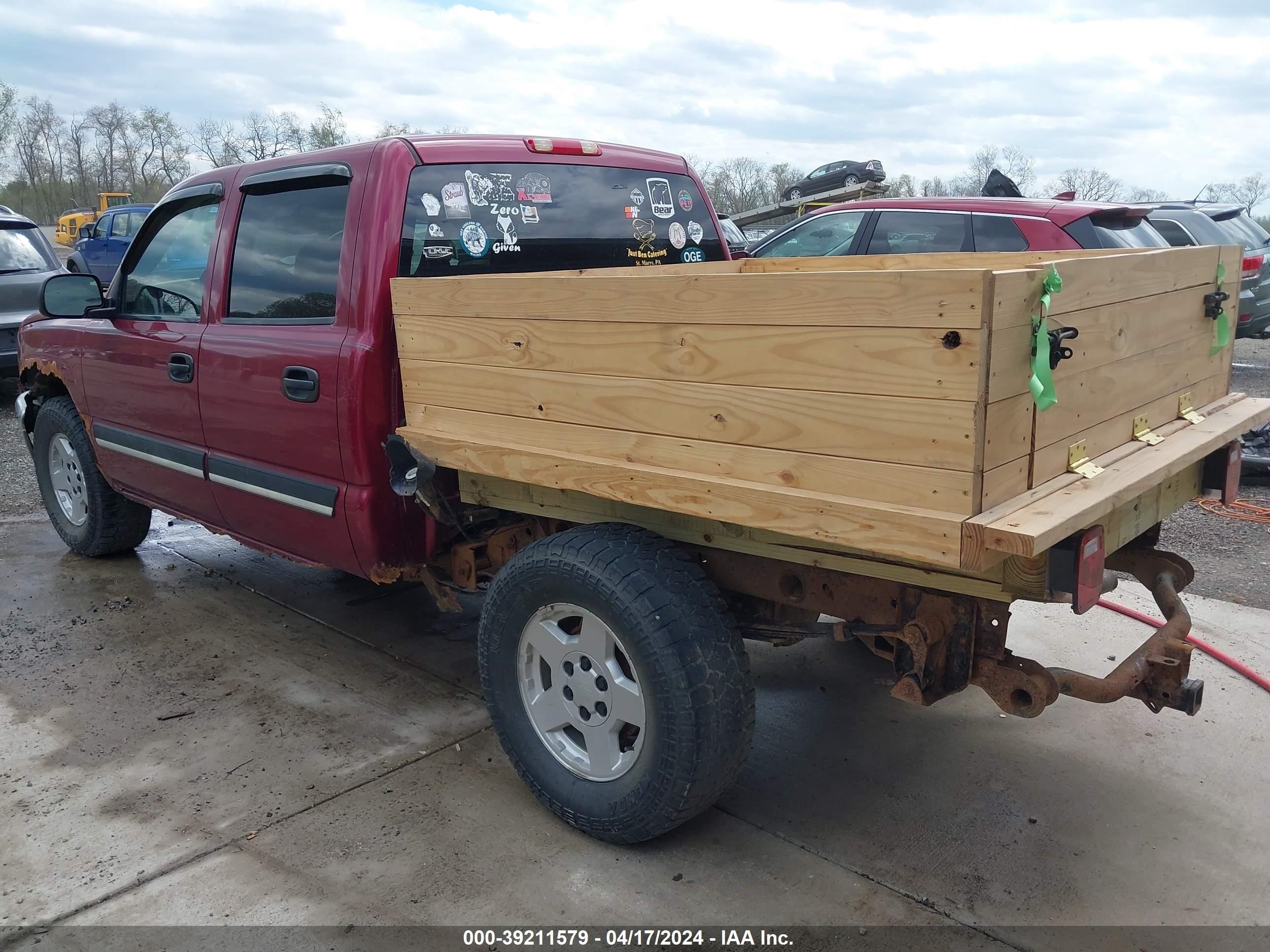 Photo 2 VIN: 2GCEK13T051246053 - CHEVROLET SILVERADO 