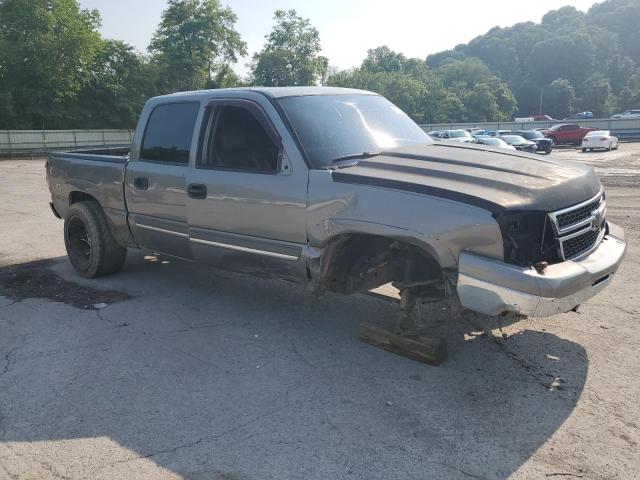 Photo 3 VIN: 2GCEK13T061157505 - CHEVROLET SILVERADO 