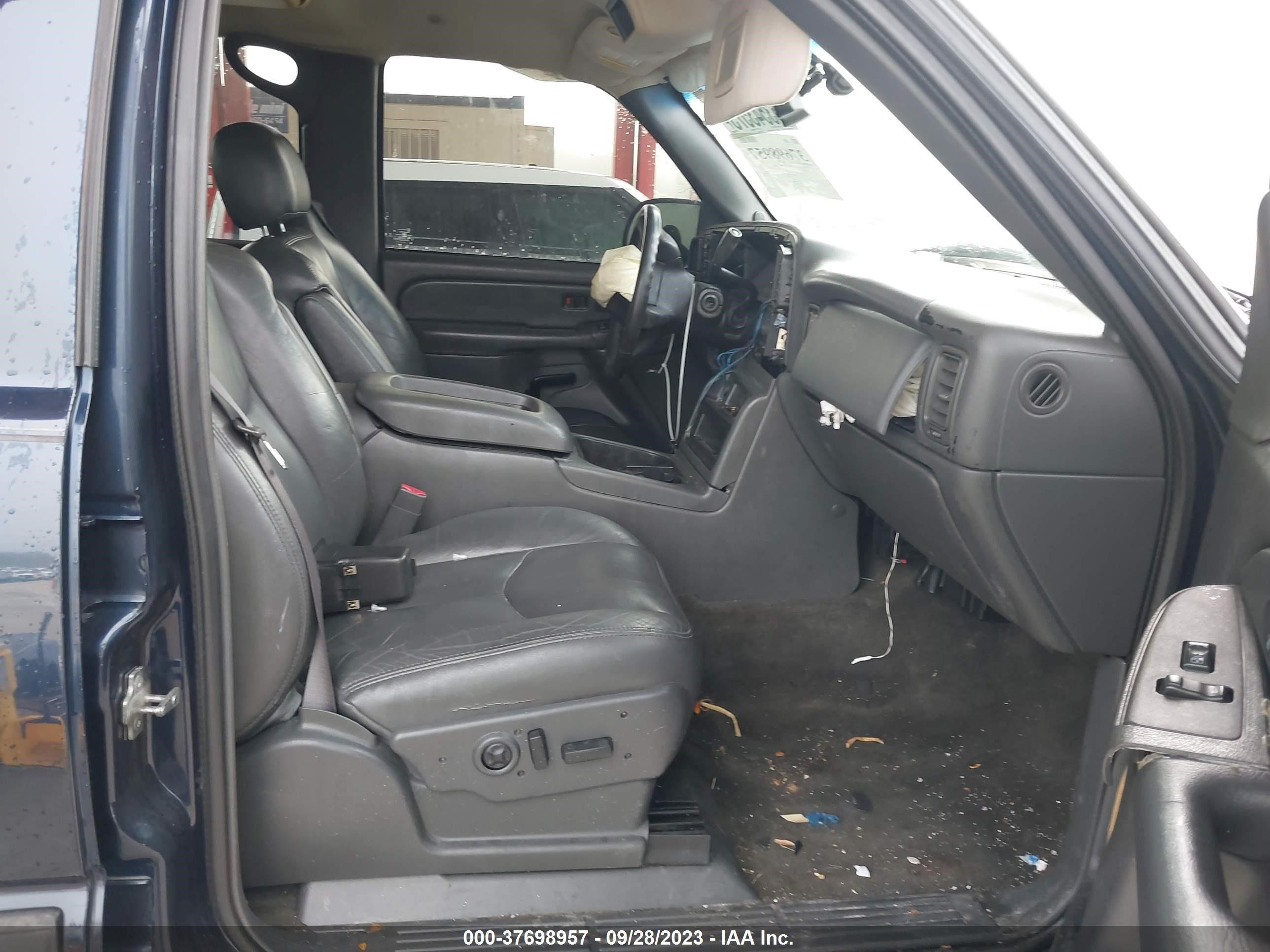 Photo 4 VIN: 2GCEK13T251158461 - CHEVROLET SILVERADO 