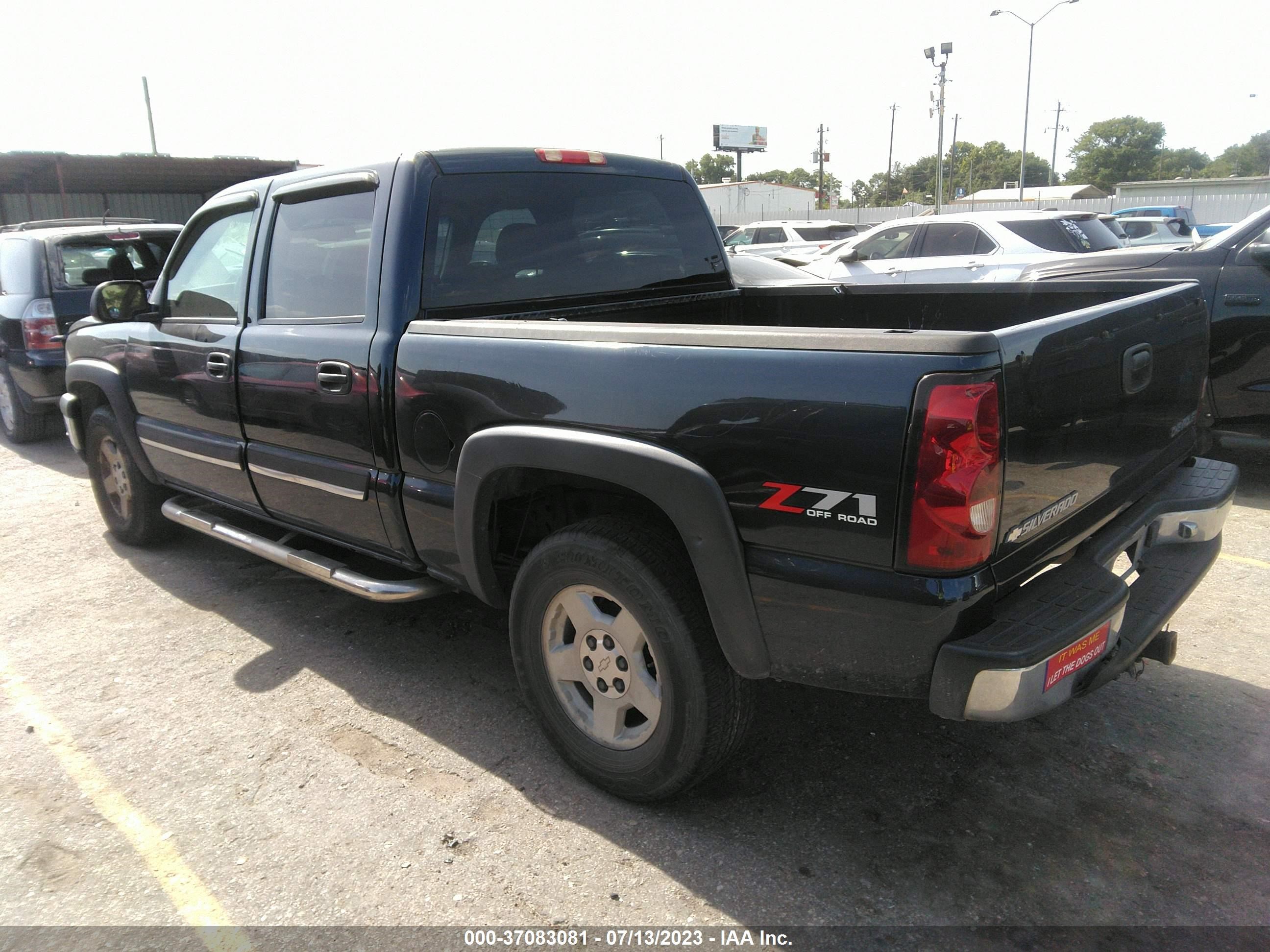 Photo 2 VIN: 2GCEK13T351244023 - CHEVROLET SILVERADO 