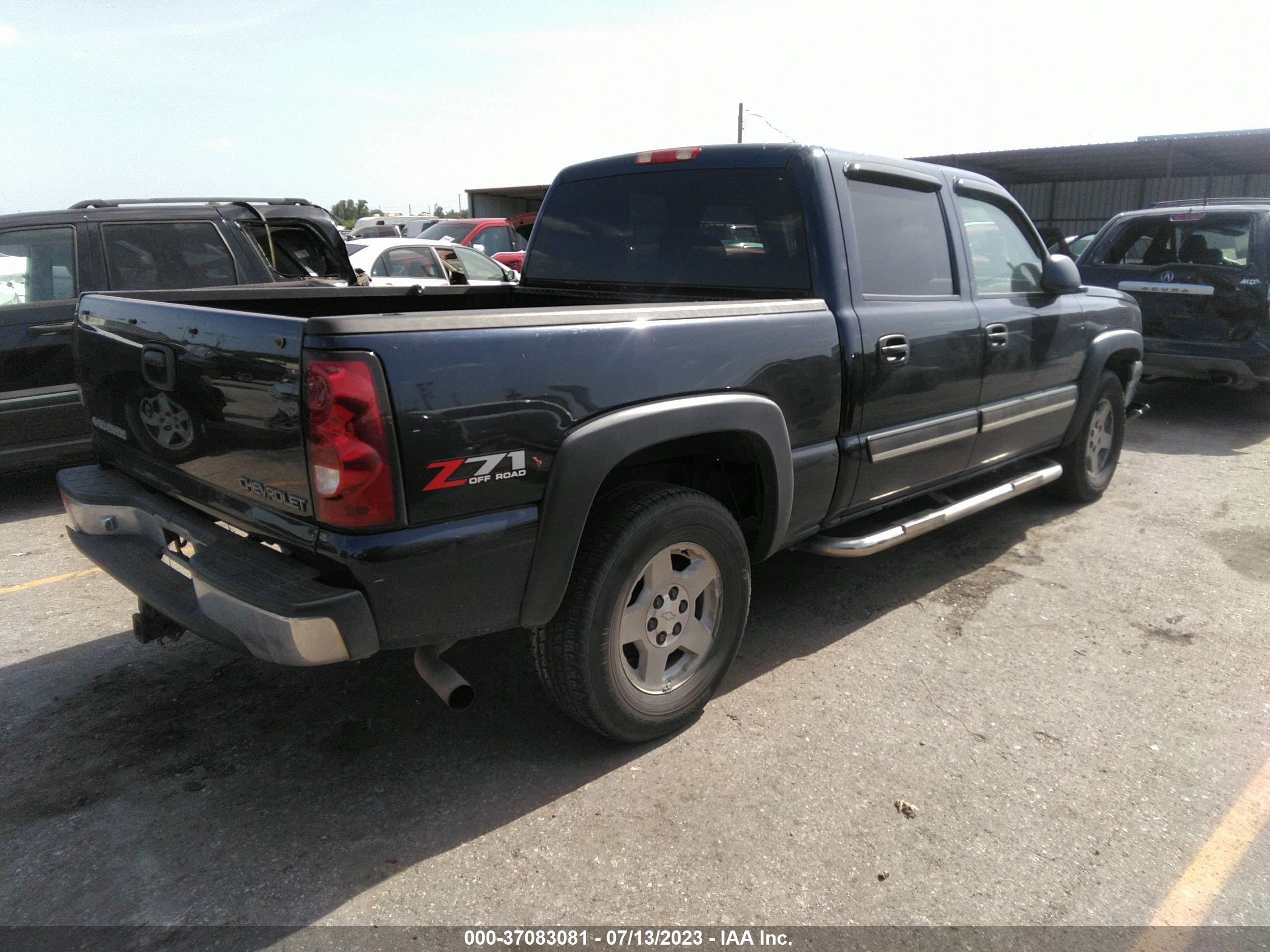 Photo 3 VIN: 2GCEK13T351244023 - CHEVROLET SILVERADO 