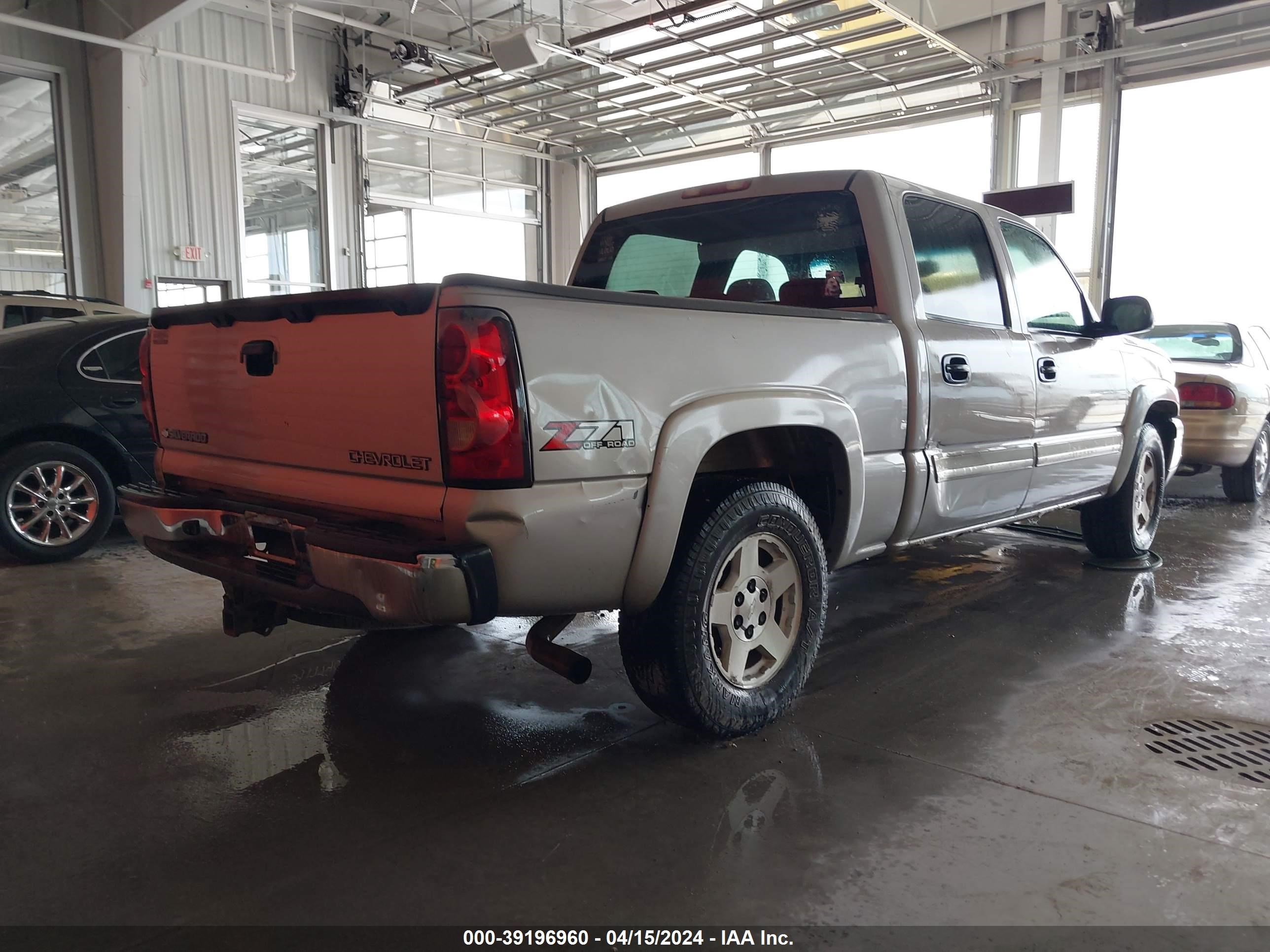 Photo 3 VIN: 2GCEK13T351294310 - CHEVROLET SILVERADO 