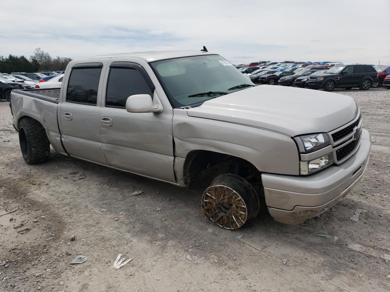 Photo 3 VIN: 2GCEK13T361195049 - CHEVROLET SILVERADO 