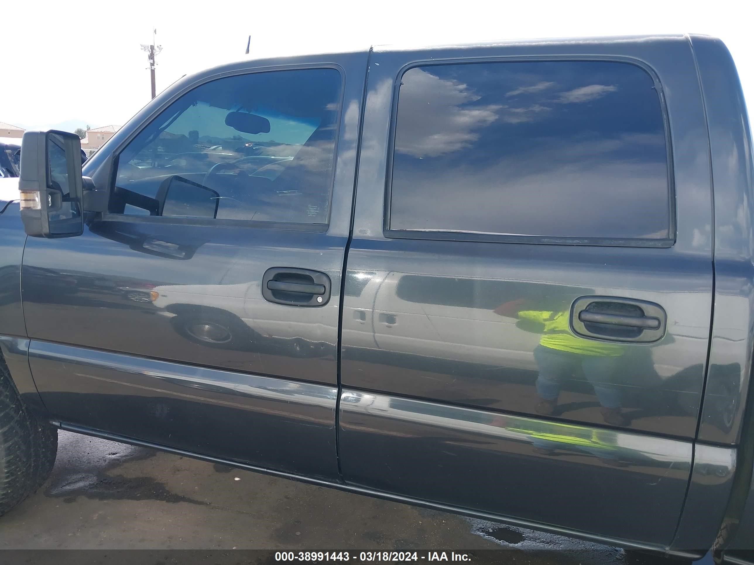 Photo 13 VIN: 2GCEK13T441346199 - CHEVROLET SILVERADO 