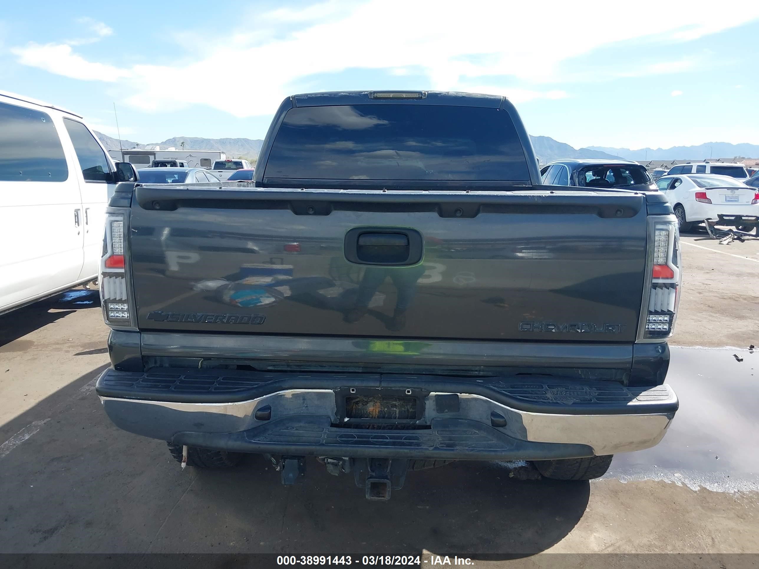 Photo 15 VIN: 2GCEK13T441346199 - CHEVROLET SILVERADO 