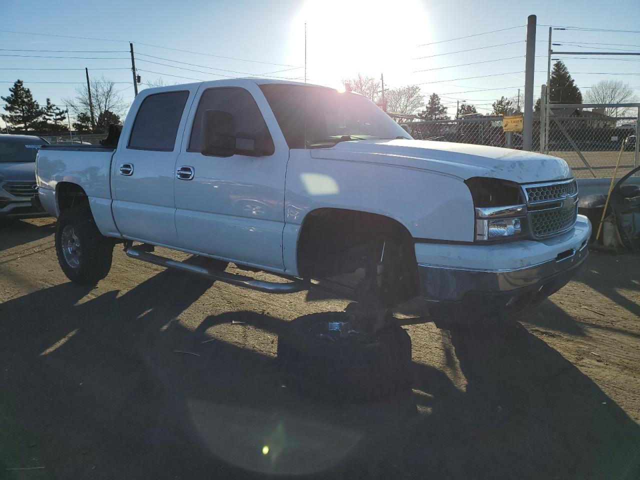 Photo 3 VIN: 2GCEK13T461196792 - CHEVROLET SILVERADO 