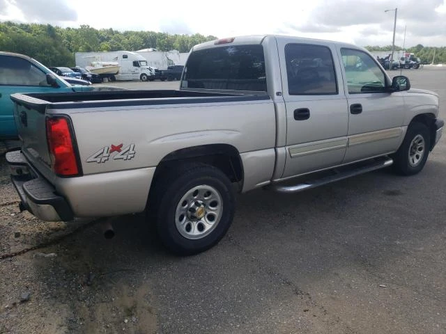 Photo 2 VIN: 2GCEK13T551256321 - CHEVROLET SILVERADO 