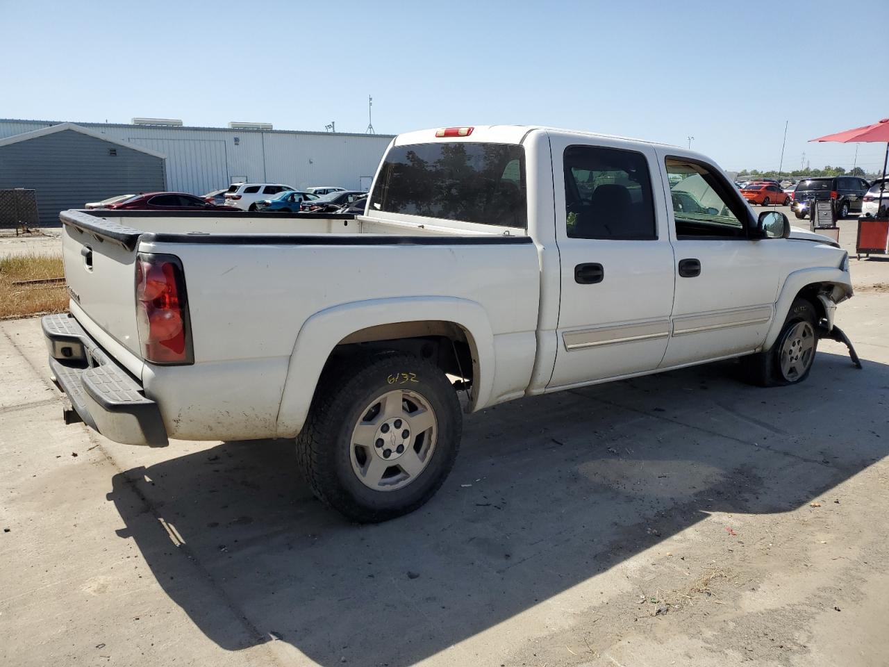 Photo 2 VIN: 2GCEK13T561159511 - CHEVROLET SILVERADO 