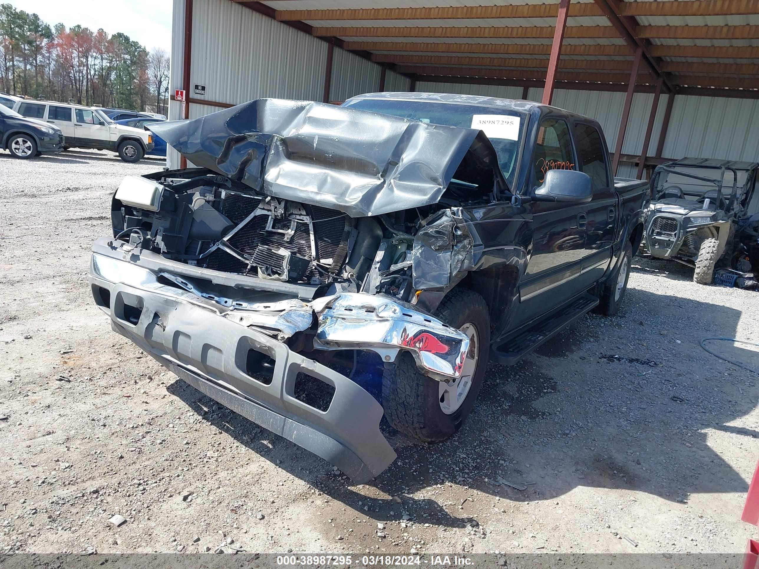 Photo 1 VIN: 2GCEK13T651271555 - CHEVROLET SILVERADO 