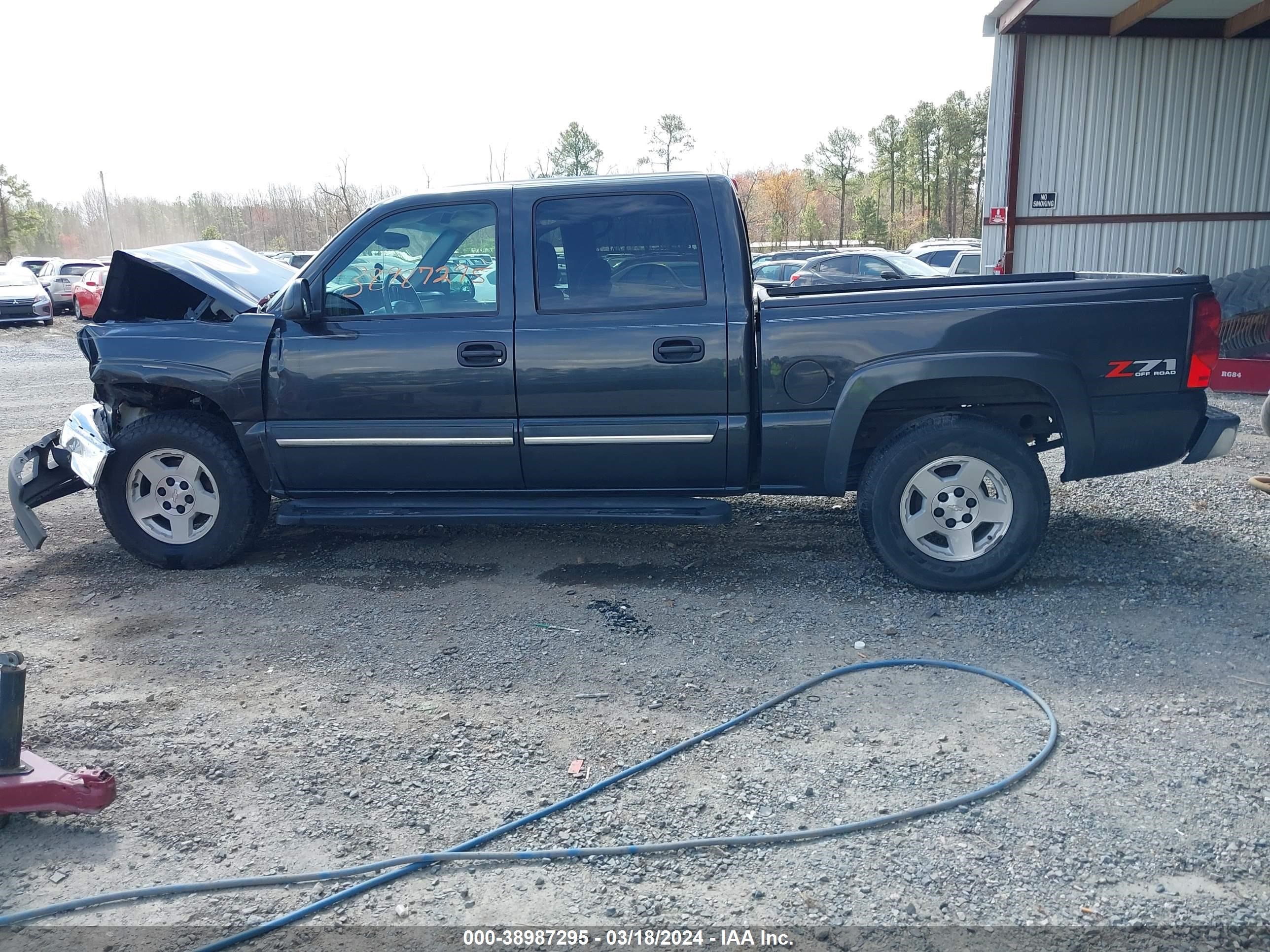 Photo 13 VIN: 2GCEK13T651271555 - CHEVROLET SILVERADO 