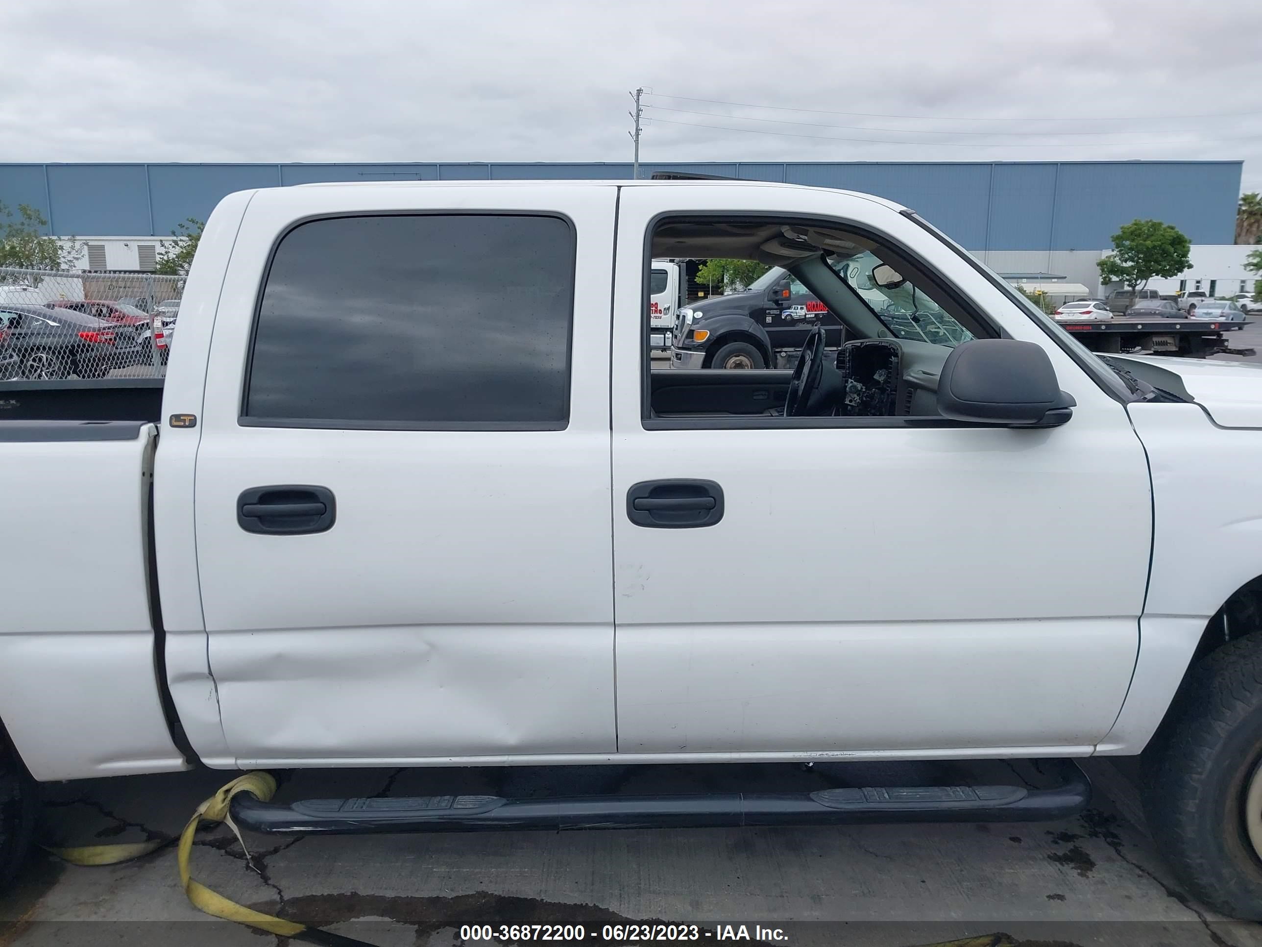 Photo 11 VIN: 2GCEK13T761180151 - CHEVROLET SILVERADO 