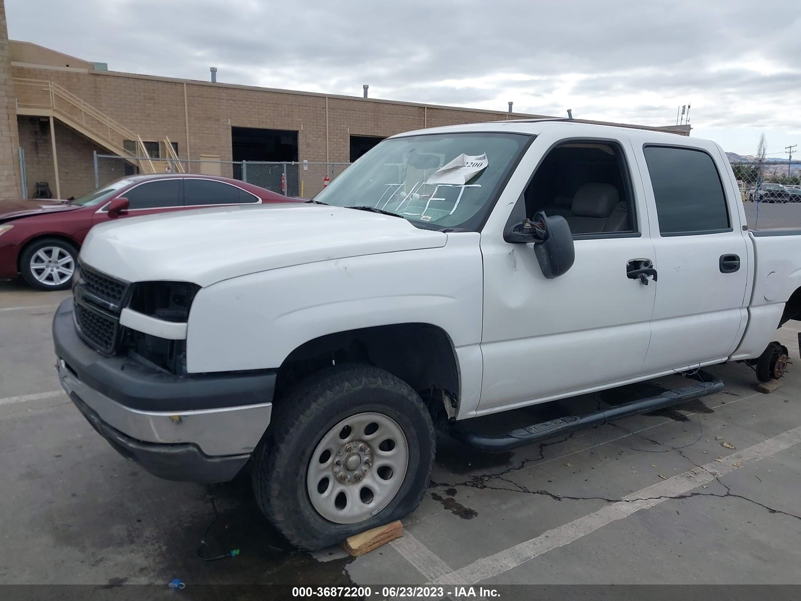 Photo 5 VIN: 2GCEK13T761180151 - CHEVROLET SILVERADO 