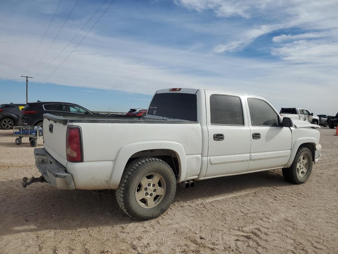 Photo 2 VIN: 2GCEK13T841270986 - CHEVROLET SILVERADO 