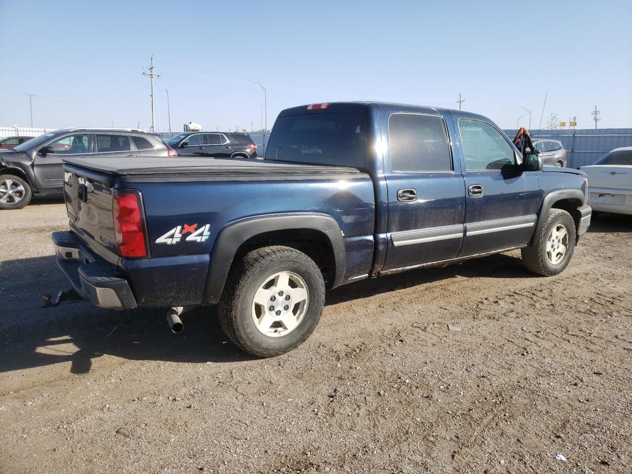 Photo 2 VIN: 2GCEK13T851265210 - CHEVROLET SILVERADO 