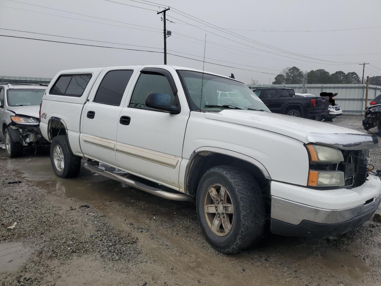 Photo 3 VIN: 2GCEK13T861207003 - CHEVROLET SILVERADO 