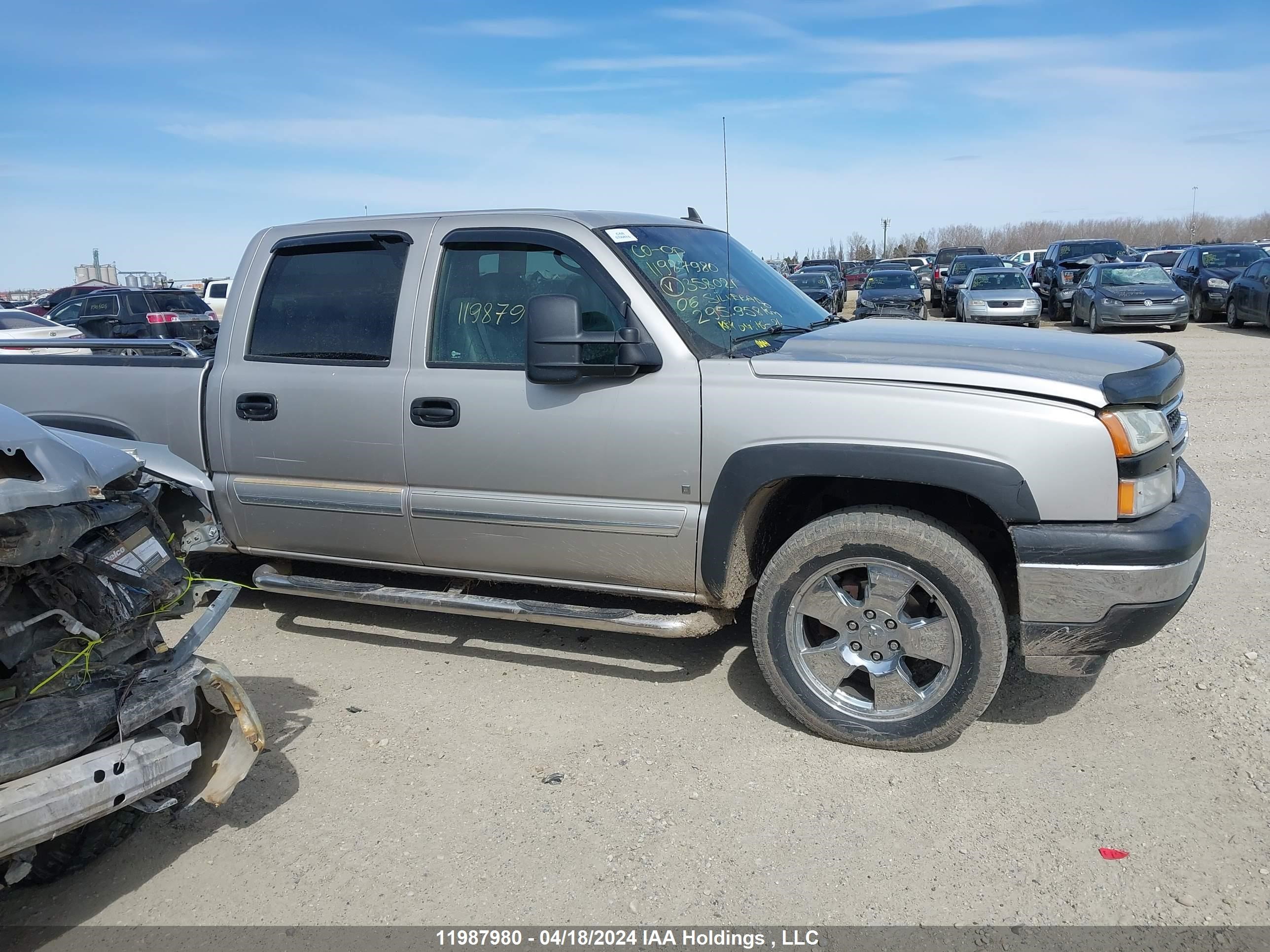 Photo 13 VIN: 2GCEK13T861358021 - CHEVROLET SILVERADO 