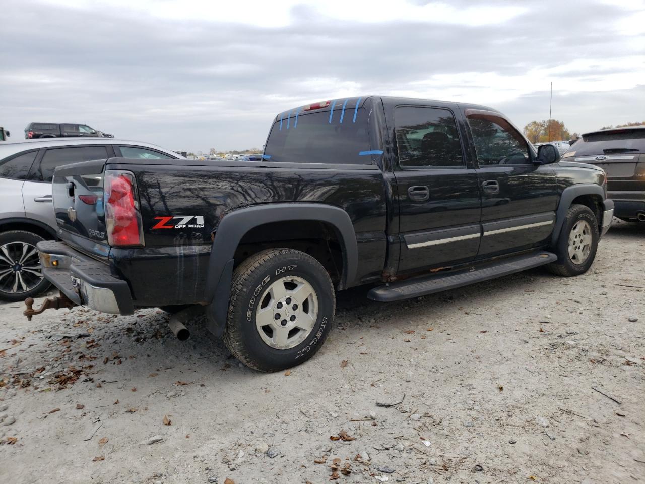 Photo 2 VIN: 2GCEK13T951146016 - CHEVROLET SILVERADO 