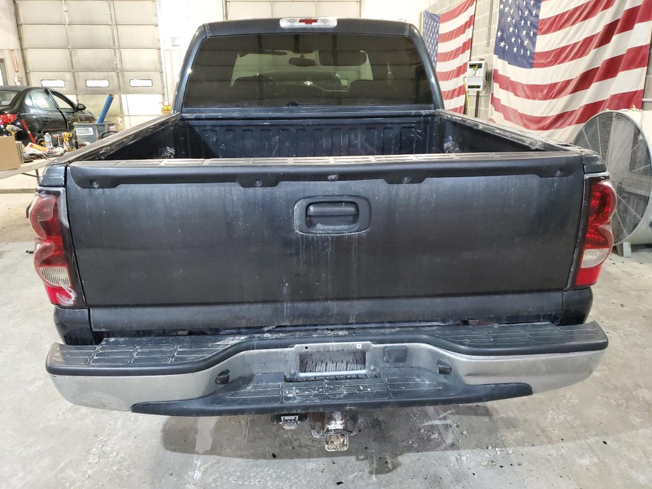 Photo 5 VIN: 2GCEK13TX51115910 - CHEVROLET SILVERADO 