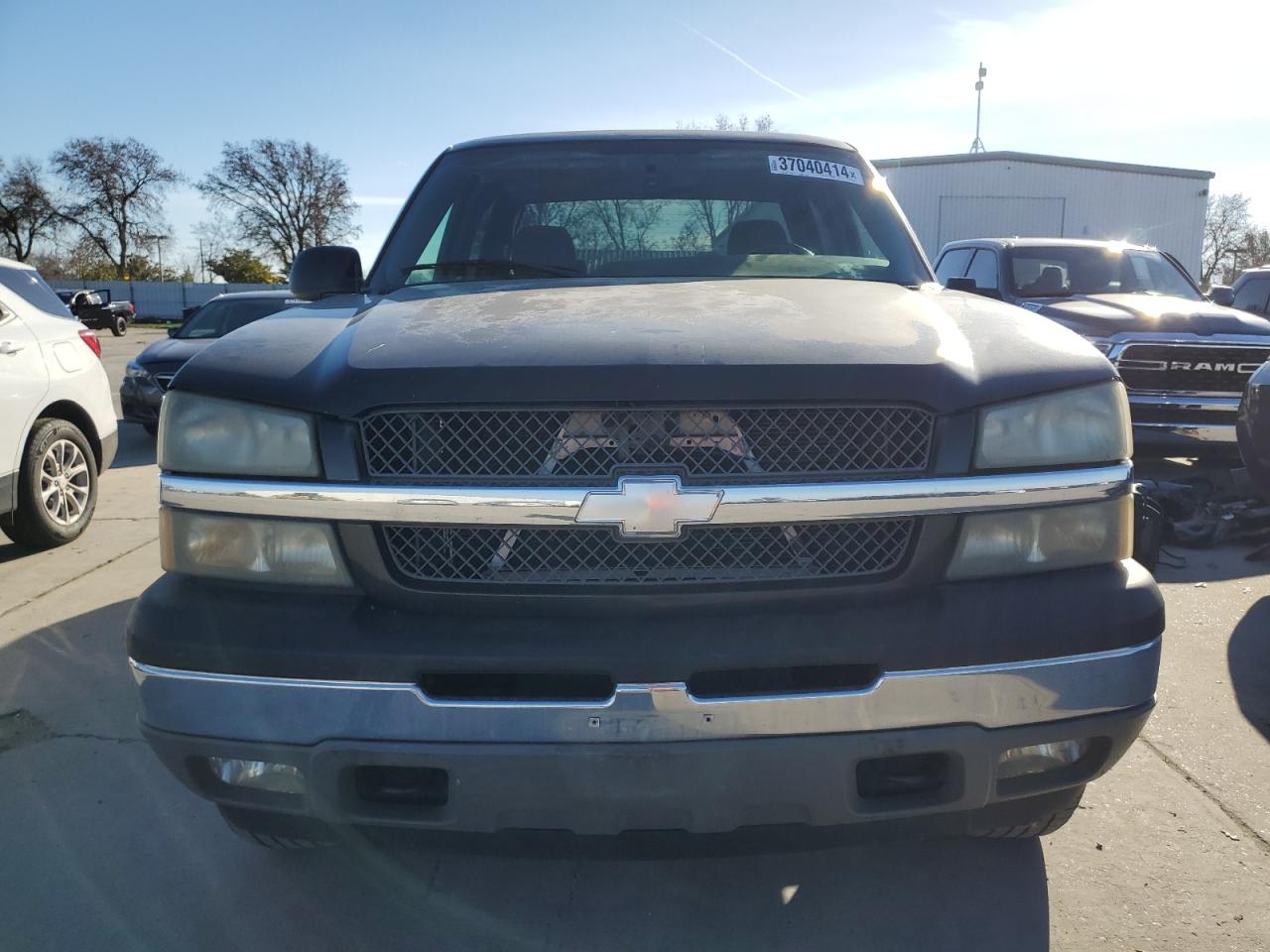 Photo 4 VIN: 2GCEK13TX51125434 - CHEVROLET SILVERADO 