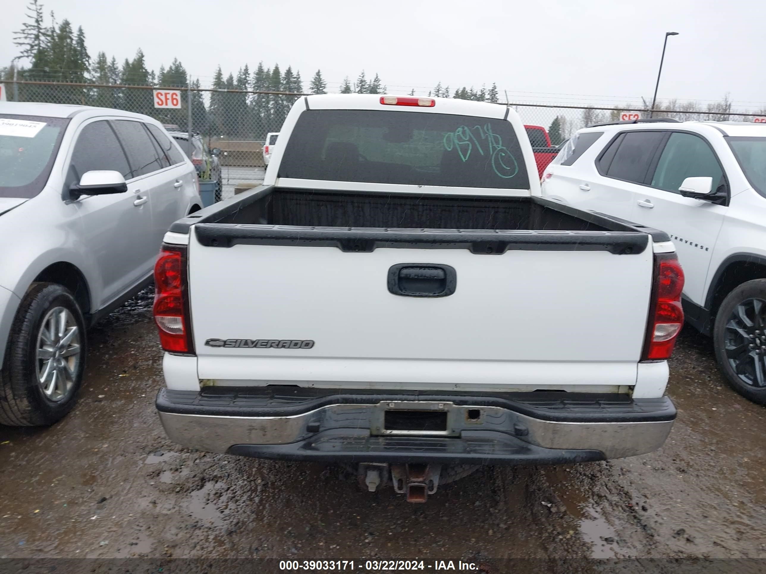 Photo 15 VIN: 2GCEK13TX61136242 - CHEVROLET SILVERADO 