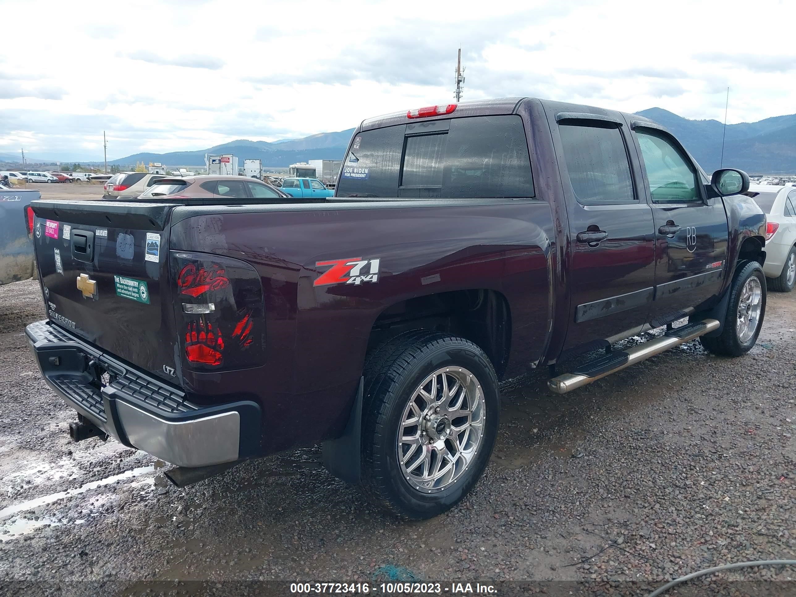 Photo 3 VIN: 2GCEK13Y581105415 - CHEVROLET SILVERADO 