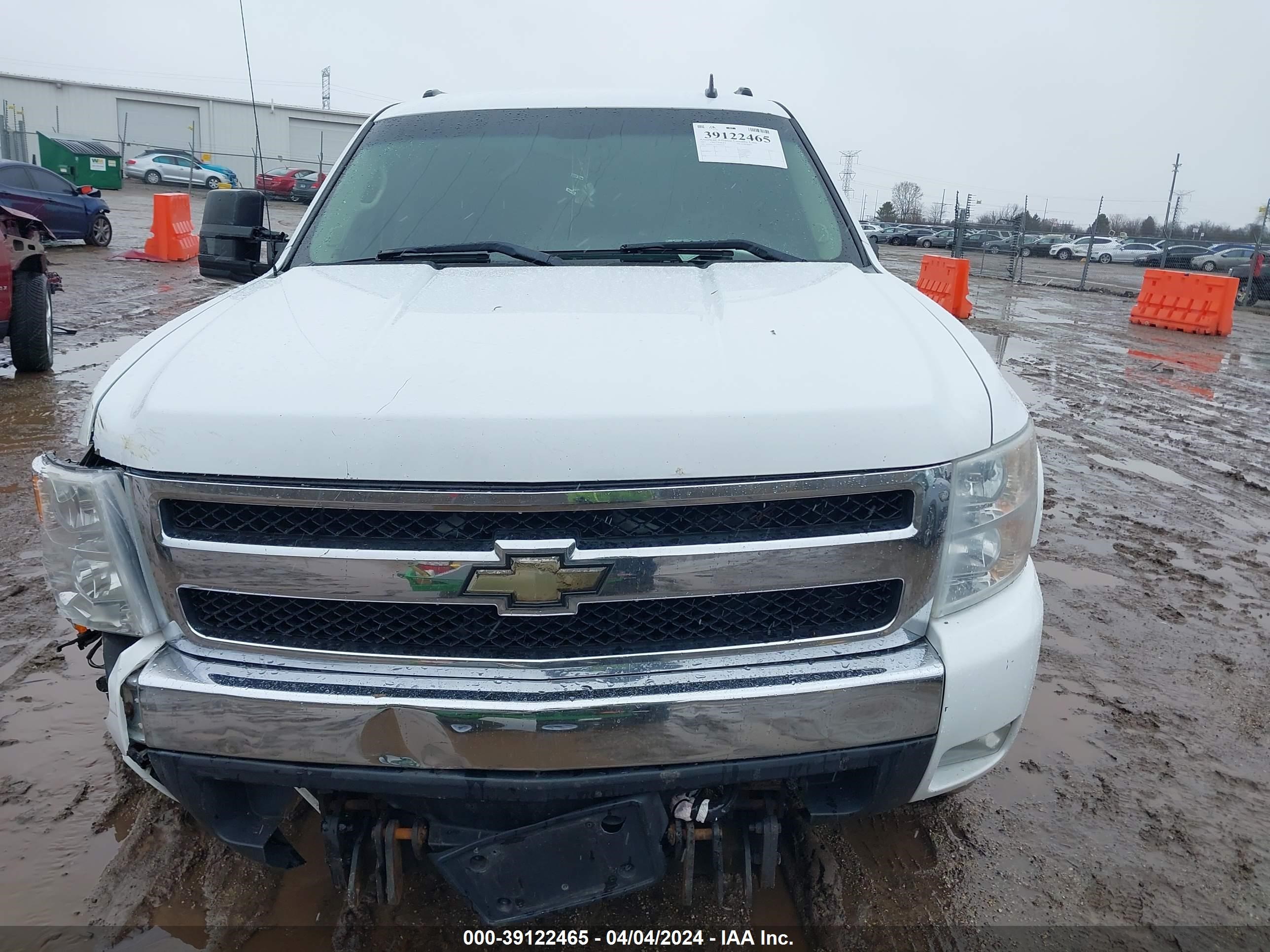 Photo 11 VIN: 2GCEK13Y771659134 - CHEVROLET SILVERADO 