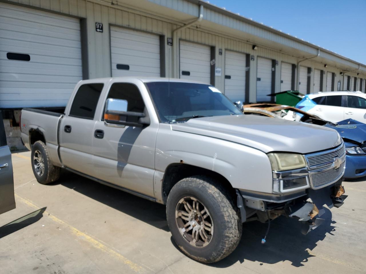 Photo 3 VIN: 2GCEK13Z271106643 - CHEVROLET SILVERADO 