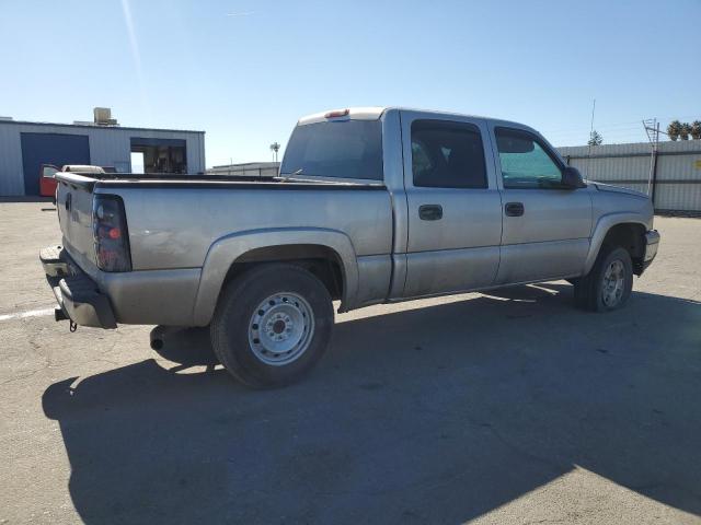 Photo 2 VIN: 2GCEK13Z371170657 - CHEVROLET SILVERADO 