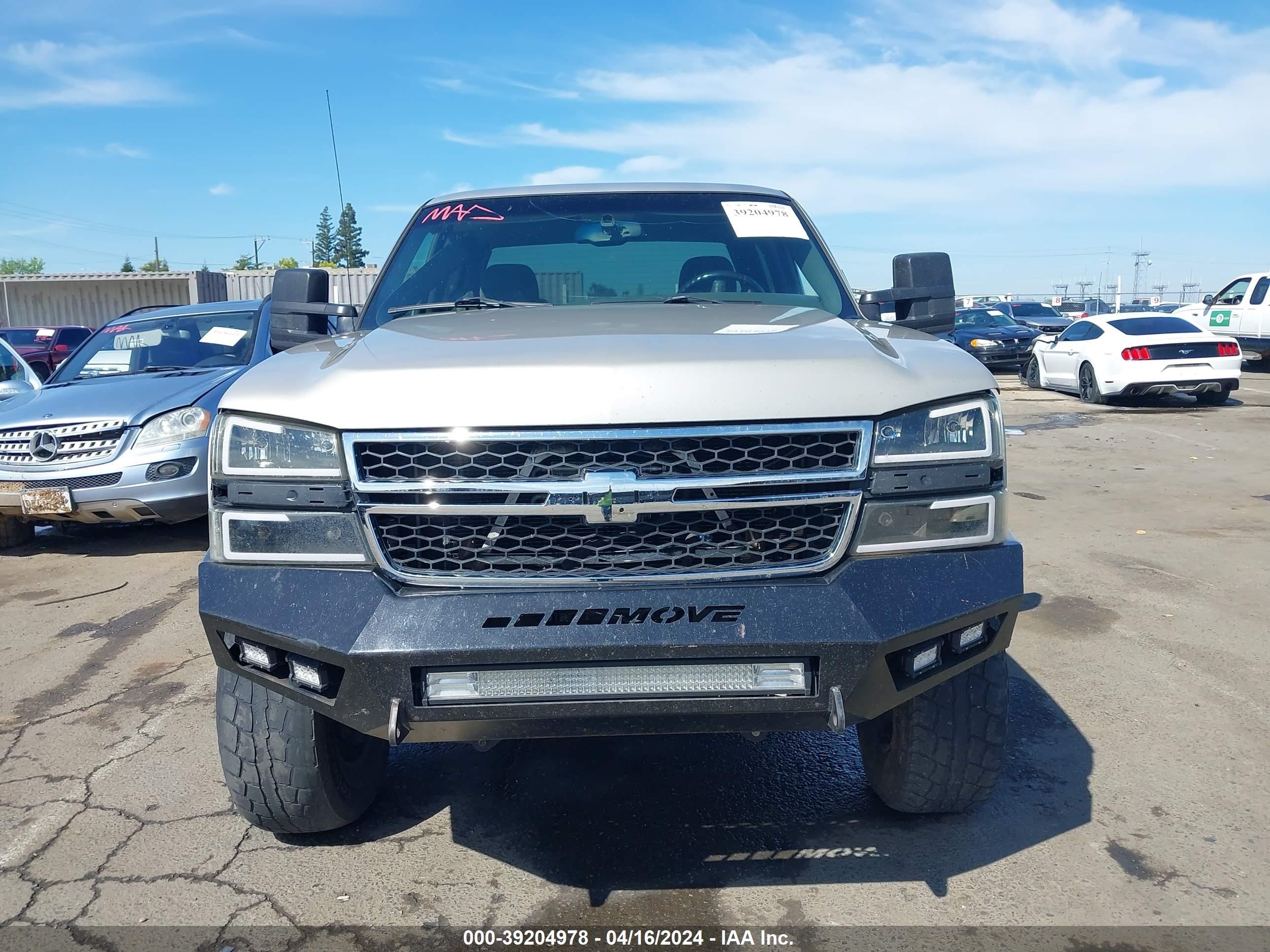 Photo 11 VIN: 2GCEK13Z471169601 - CHEVROLET SILVERADO 